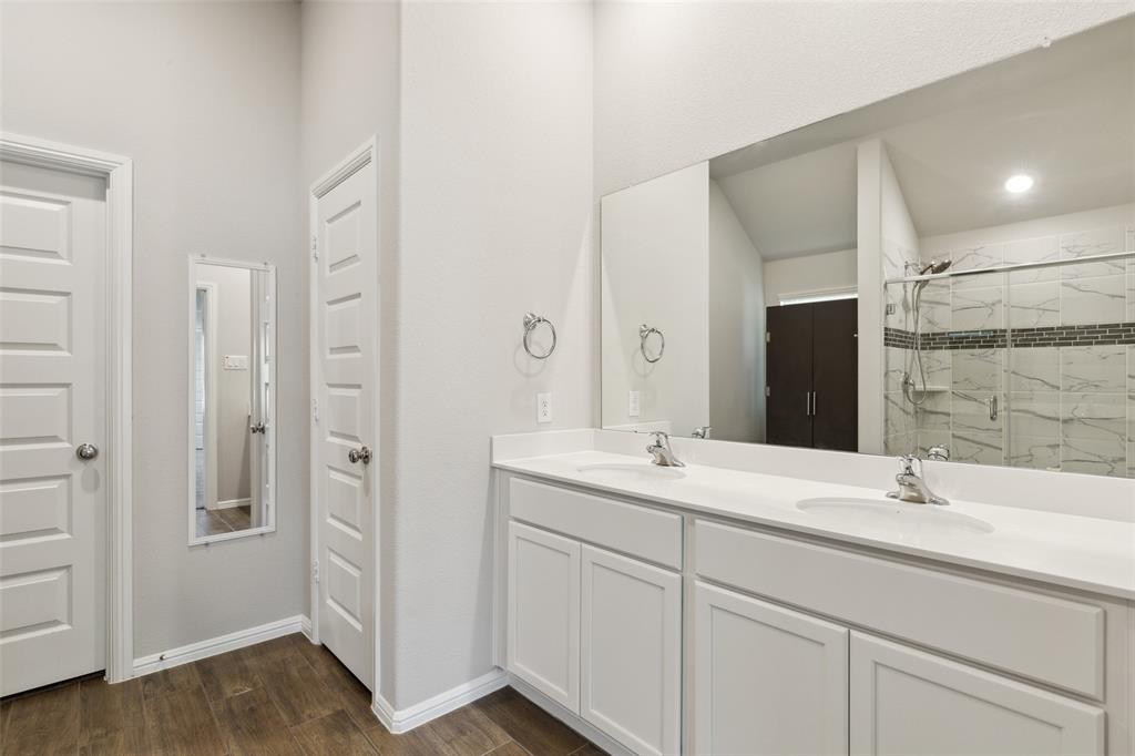 5933 Rostherne Drive Aubrey, TX 76227 - Photo 16 of 35