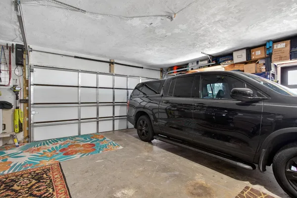 a view of a livingroom with furniture