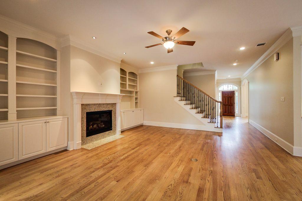 4324 Ione Street Bellaire, TX 77401 - Photo 10 of 32