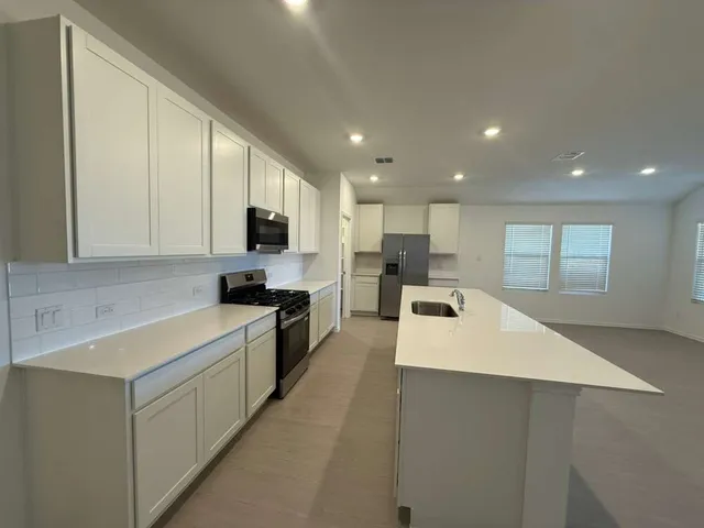 $2,499 | 18020 Lark Sparrow Drive, Pflugerville, TX 78660