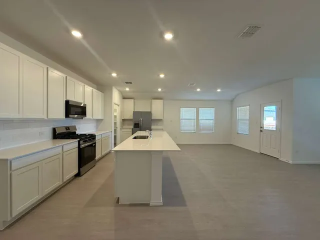 $2,499 | 18020 Lark Sparrow Drive, Pflugerville, TX 78660