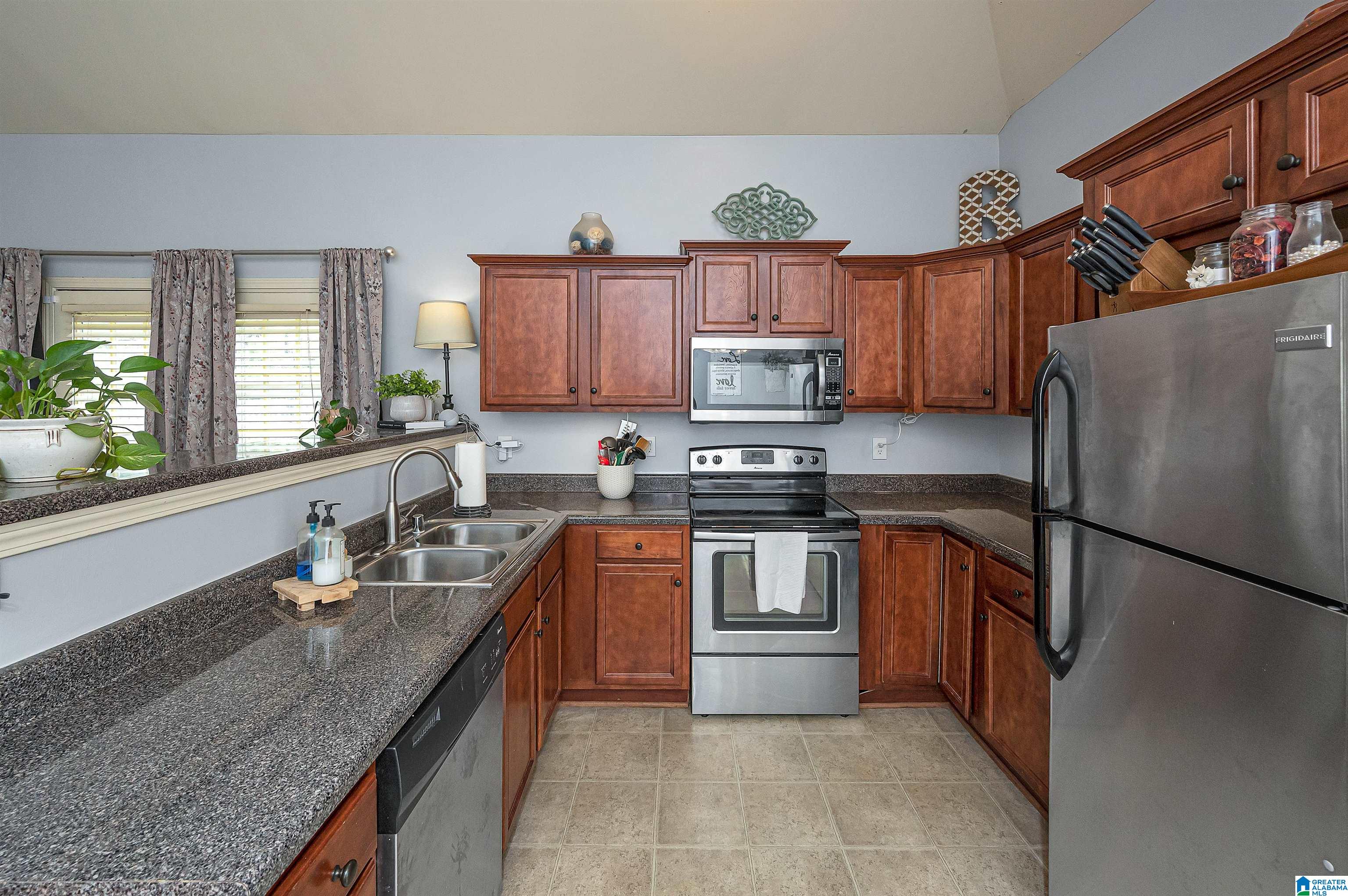 123 Sunflower Place Alabaster, AL 35007 - Photo 11 of 34