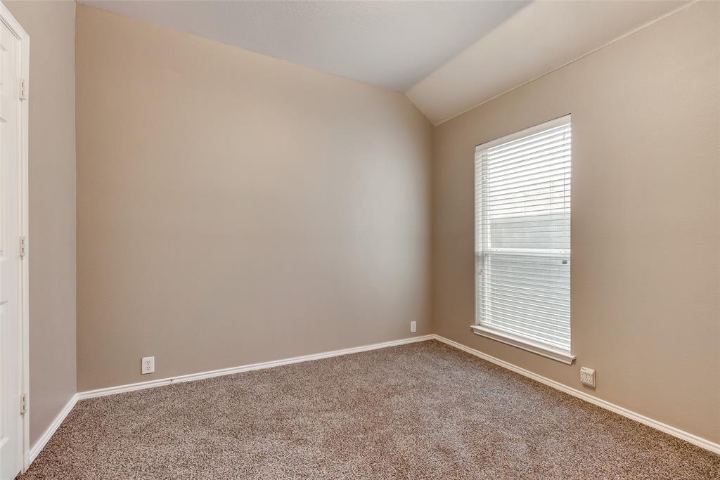 5909 Berkshire Road McKinney, TX 75072 - Photo 14 of 36