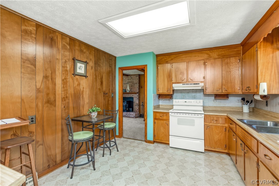 24302 Driver Road North Dinwiddie, VA 23803 - Photo 11 of 44 Gallery Image 11