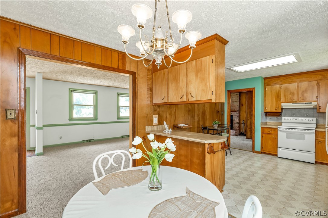 24302 Driver Road North Dinwiddie, VA 23803 - Photo 10 of 44 Gallery Image 10