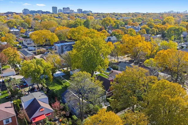 $499,000 | 2011 Grey Avenue, Evanston, IL 60201