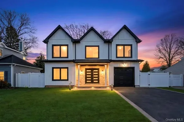 $1,699,999 | 26 Fieldstone Drive, Syosset, NY 11791