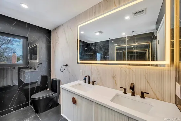 $1,699,999 | 26 Fieldstone Drive, Syosset, NY 11791