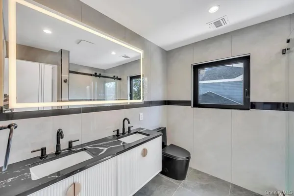 $1,699,999 | 26 Fieldstone Drive, Syosset, NY 11791