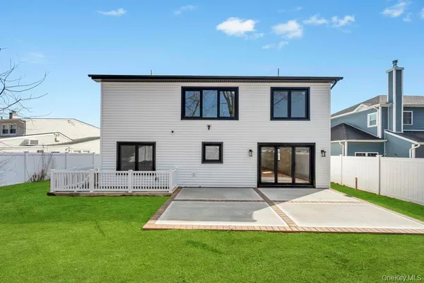 $1,699,999 | 26 Fieldstone Drive, Syosset, NY 11791