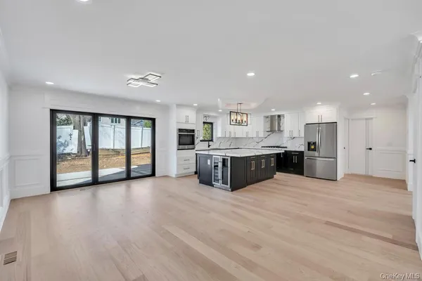 $1,699,999 | 26 Fieldstone Drive, Syosset, NY 11791