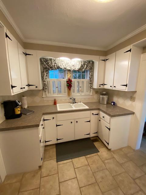 520 East Washington Street Rockingham, NC 28379 - Photo 8 of 18 Kitchen