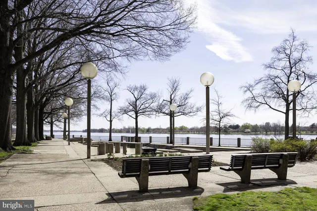 $2,850 | 1311 Delaware Avenue Southwest, Unit S231, Washington, DC 20024