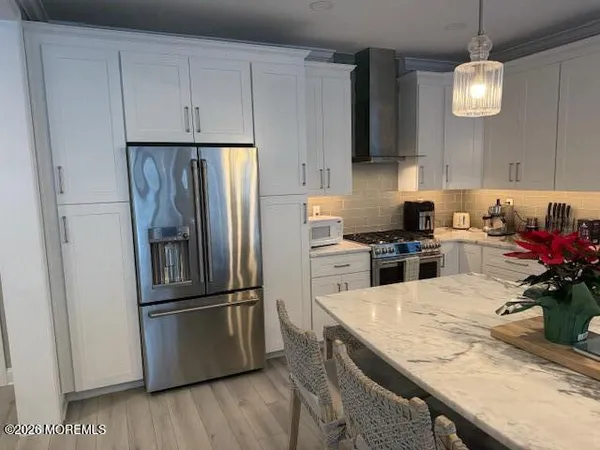 $13,000 | 13 8th Avenue, Unit 209, Seaside Heights, NJ 08751