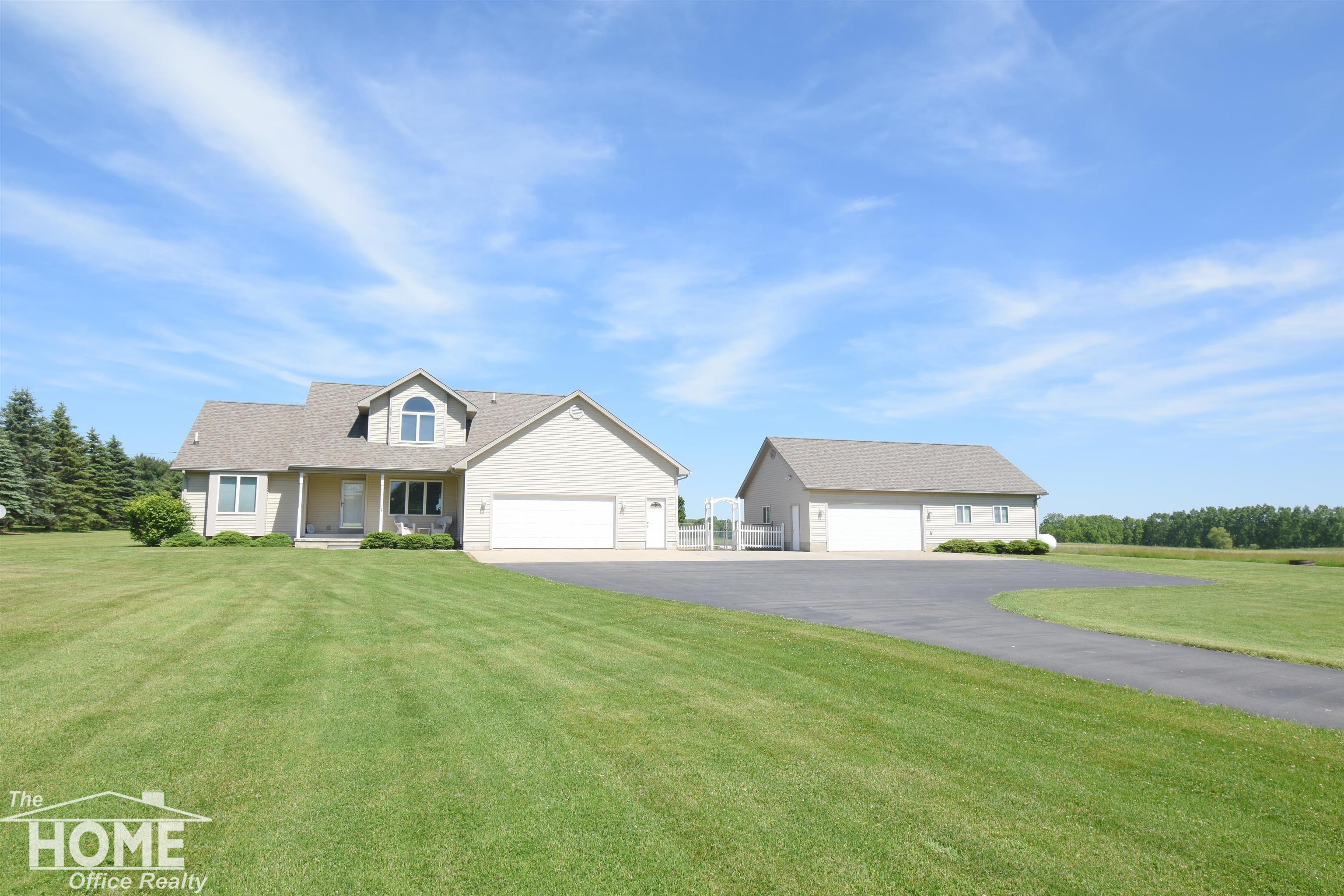 4519 Bill Road Durand, MI 48429 - Photo 1 of 43 50143980-58c57878-e5d5-4505-983f-6a80de43dbd9.JPG