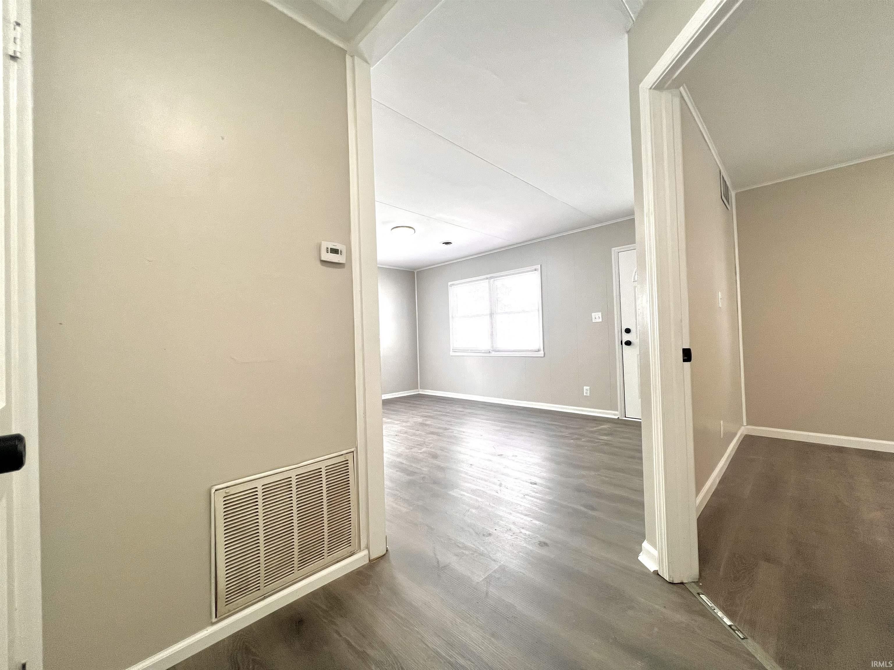 1933 West 4th Street Fort Wayne, IN 46808 - Photo 4 of 16