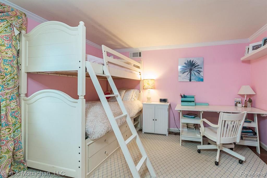 251 Moran Road Grosse Pointe Farms, MI 48236 - Photo 34 of 47
