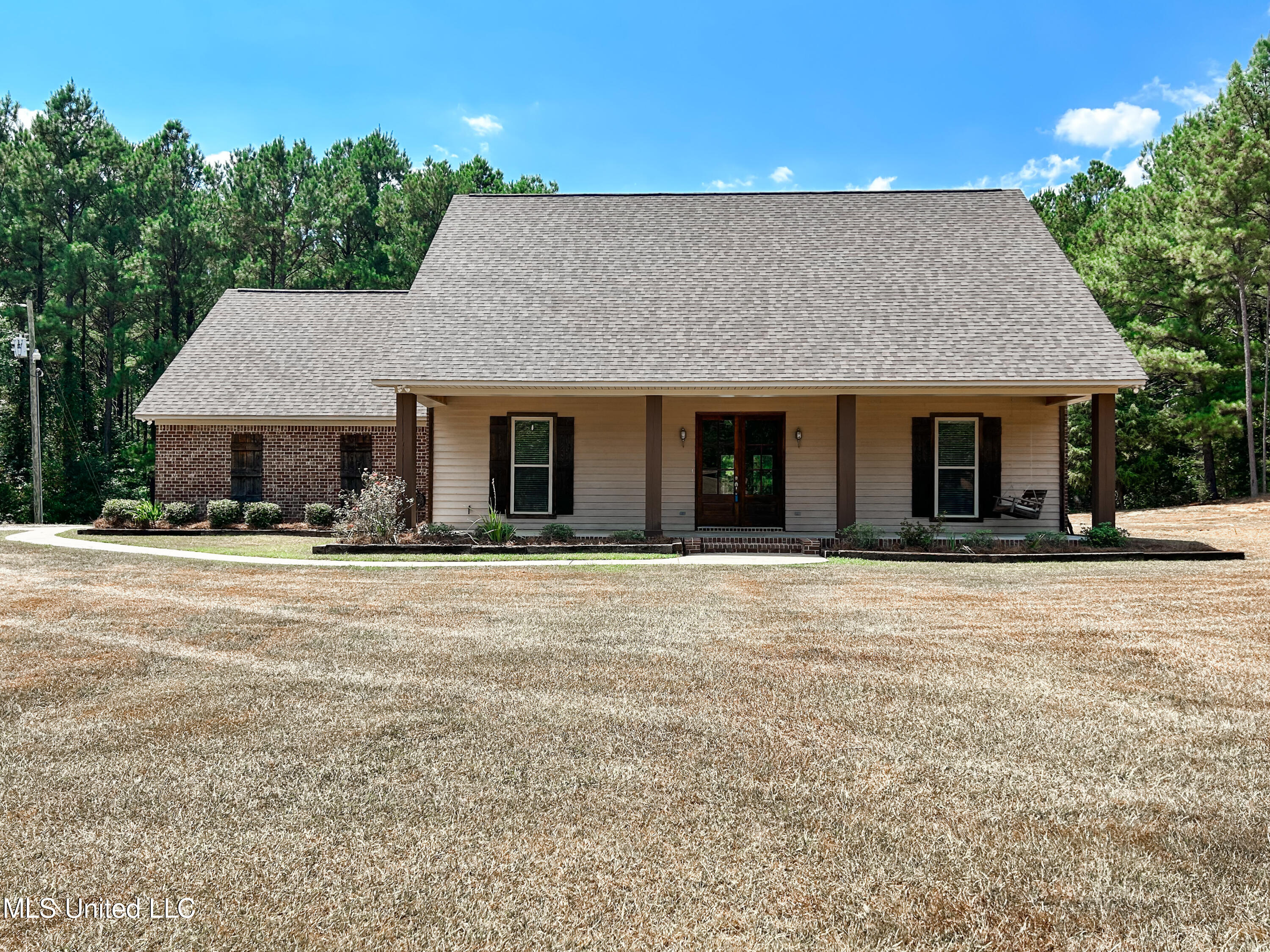 190 Ball Road Florence, MS 39073 - Photo 1 of 65 7D1F2F05-281F-4421-9570-797C19963D87