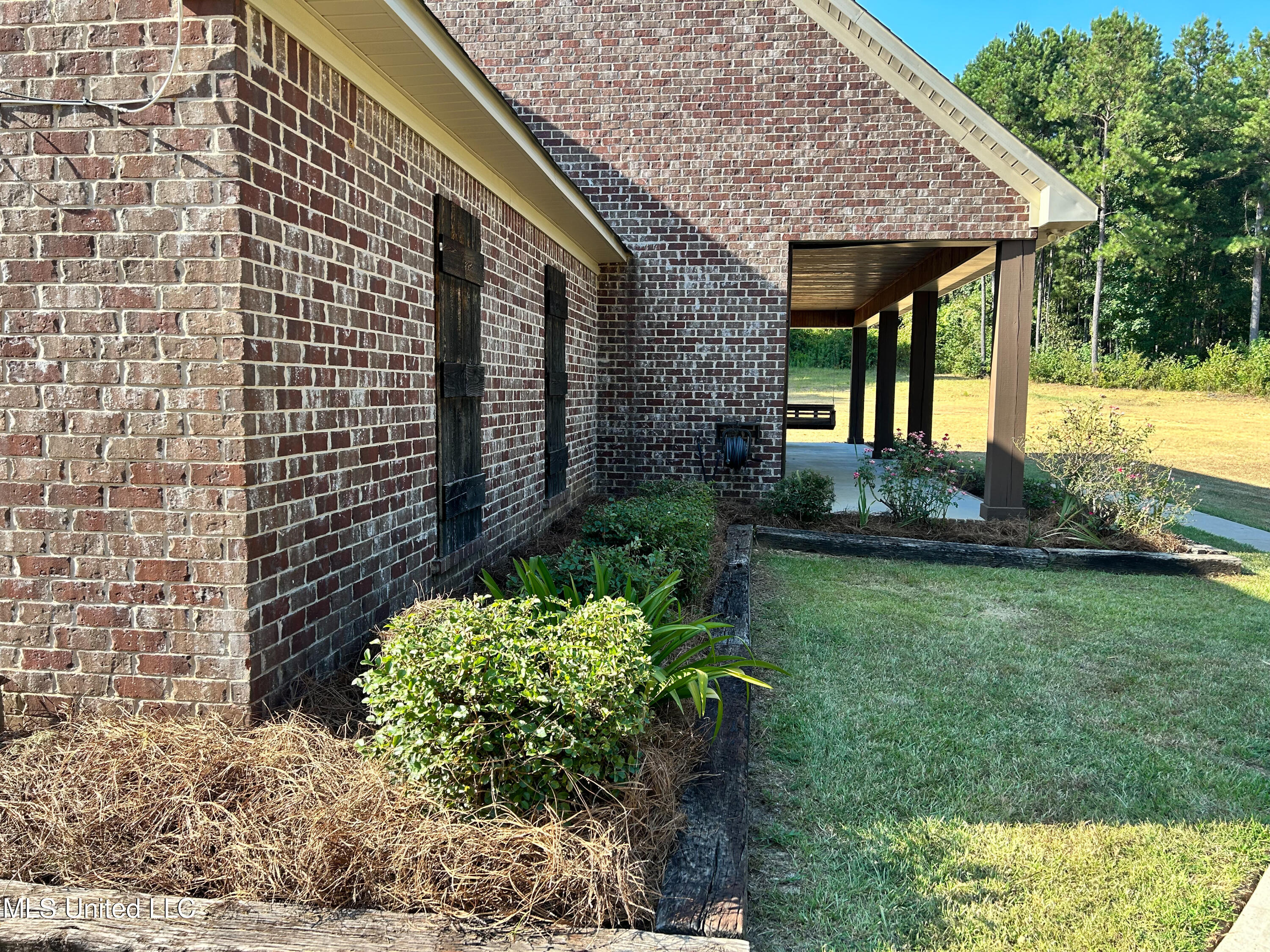 190 Ball Road Florence, MS 39073 - Photo 12 of 65 IMG_4502