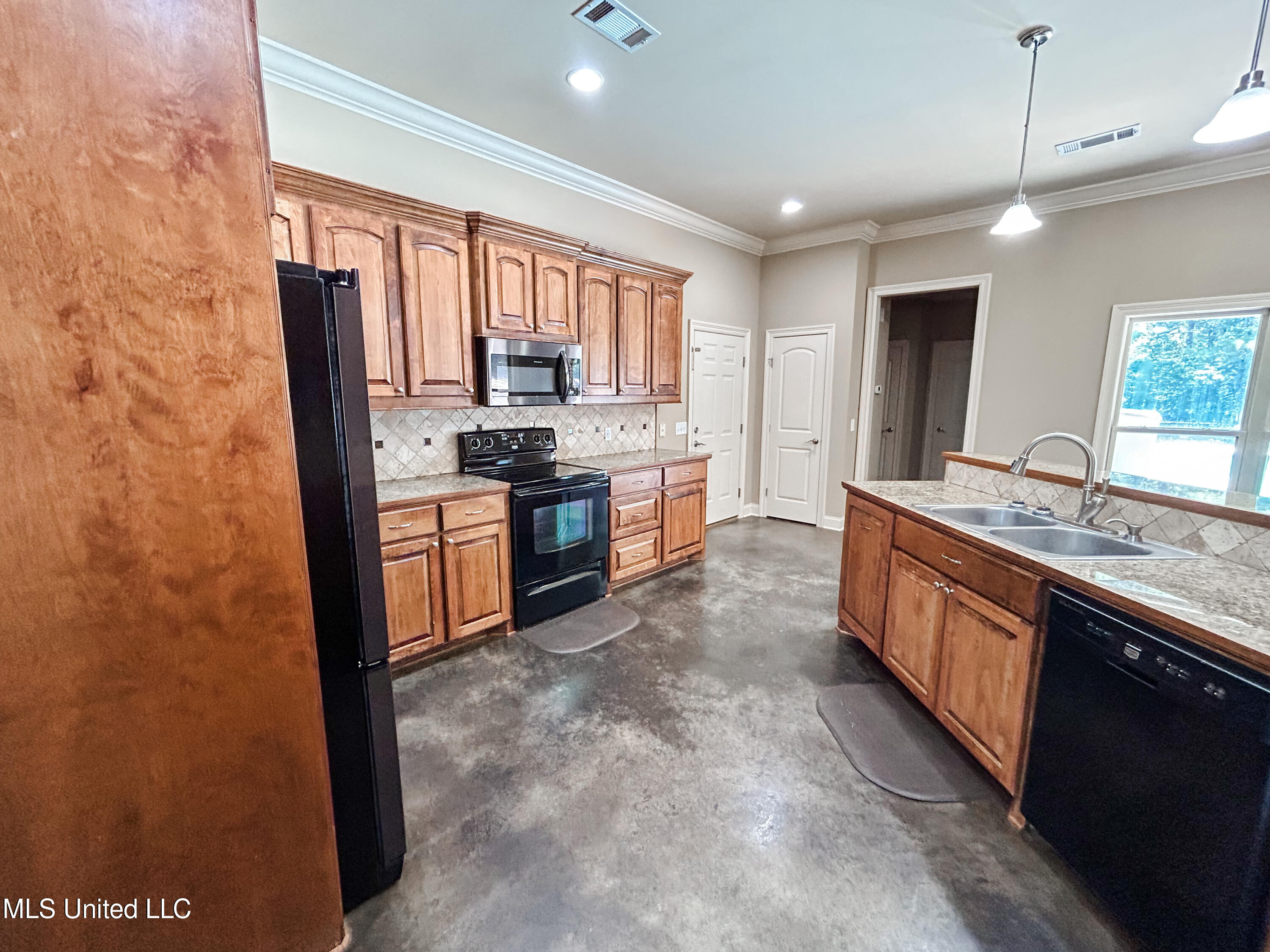 190 Ball Road Florence, MS 39073 - Photo 24 of 65 5E8248E1-2EF2-44A2-B9D3-F09C2CE76BB5