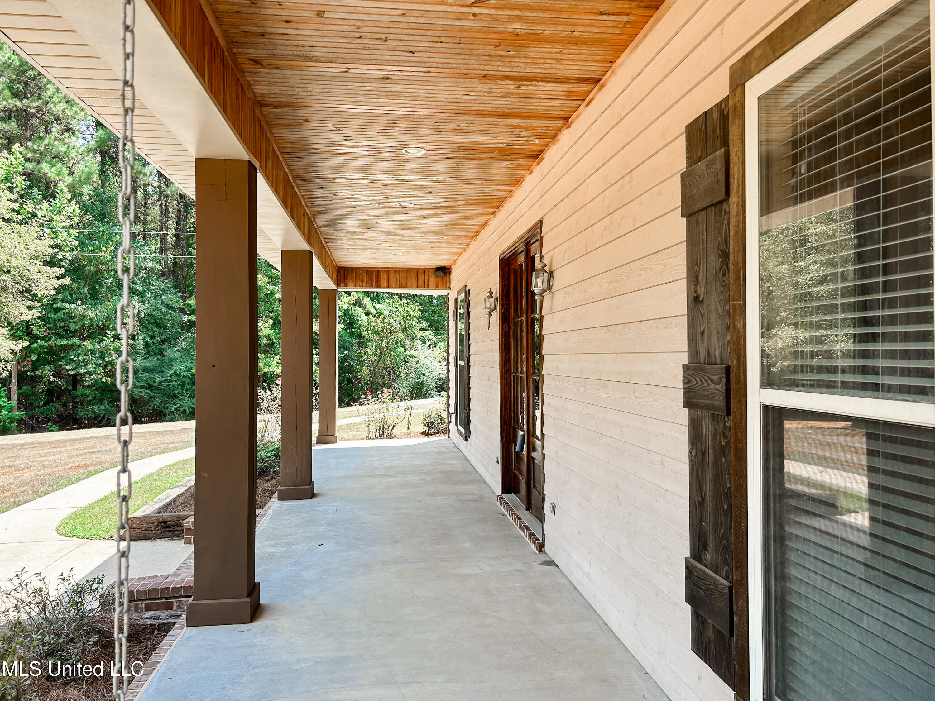 190 Ball Road Florence, MS 39073 - Photo 10 of 65 0AC4FFE2-3CAA-450C-AE9B-B372E973C112