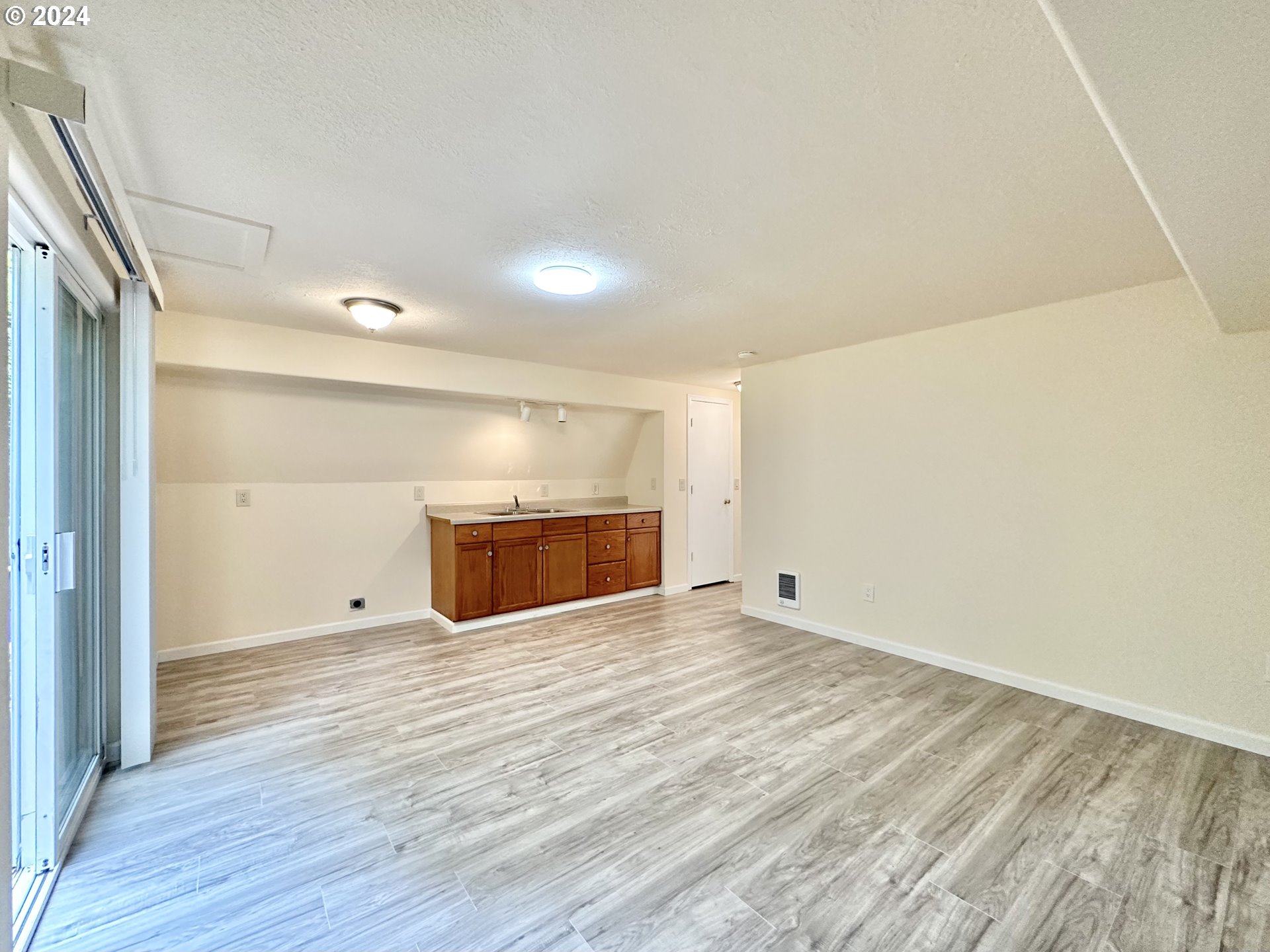 36475 Jenck Road Cloverdale, OR 97112 - Photo 40 of 46