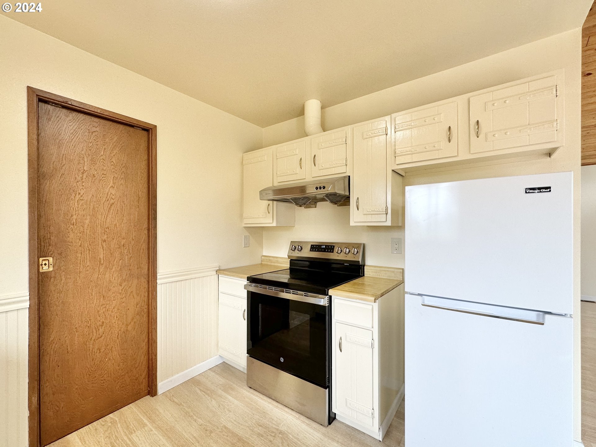 36475 Jenck Road Cloverdale, OR 97112 - Photo 10 of 46