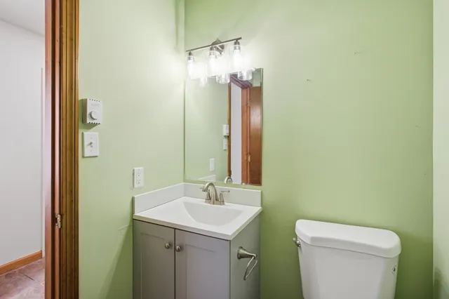 $225,000 | 565 Clark Avenue, Unit 17, Bristol, CT 06010