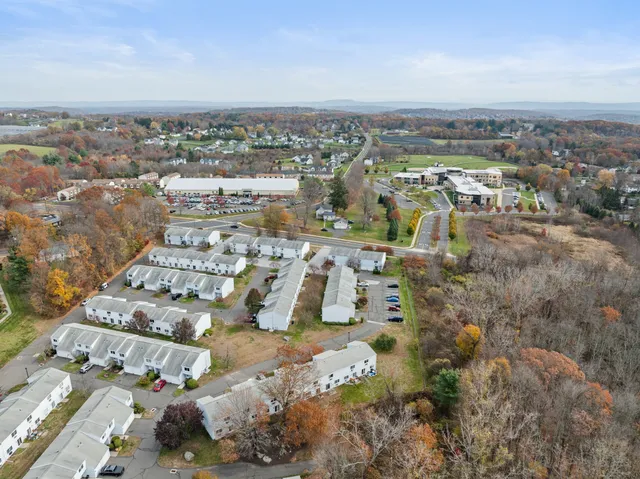 $225,000 | 565 Clark Avenue, Unit 17, Bristol, CT 06010