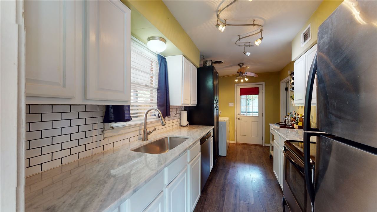 1624 Cranford Road Memphis, TN 38117 - Photo 3 of 25 Gallery Image 3