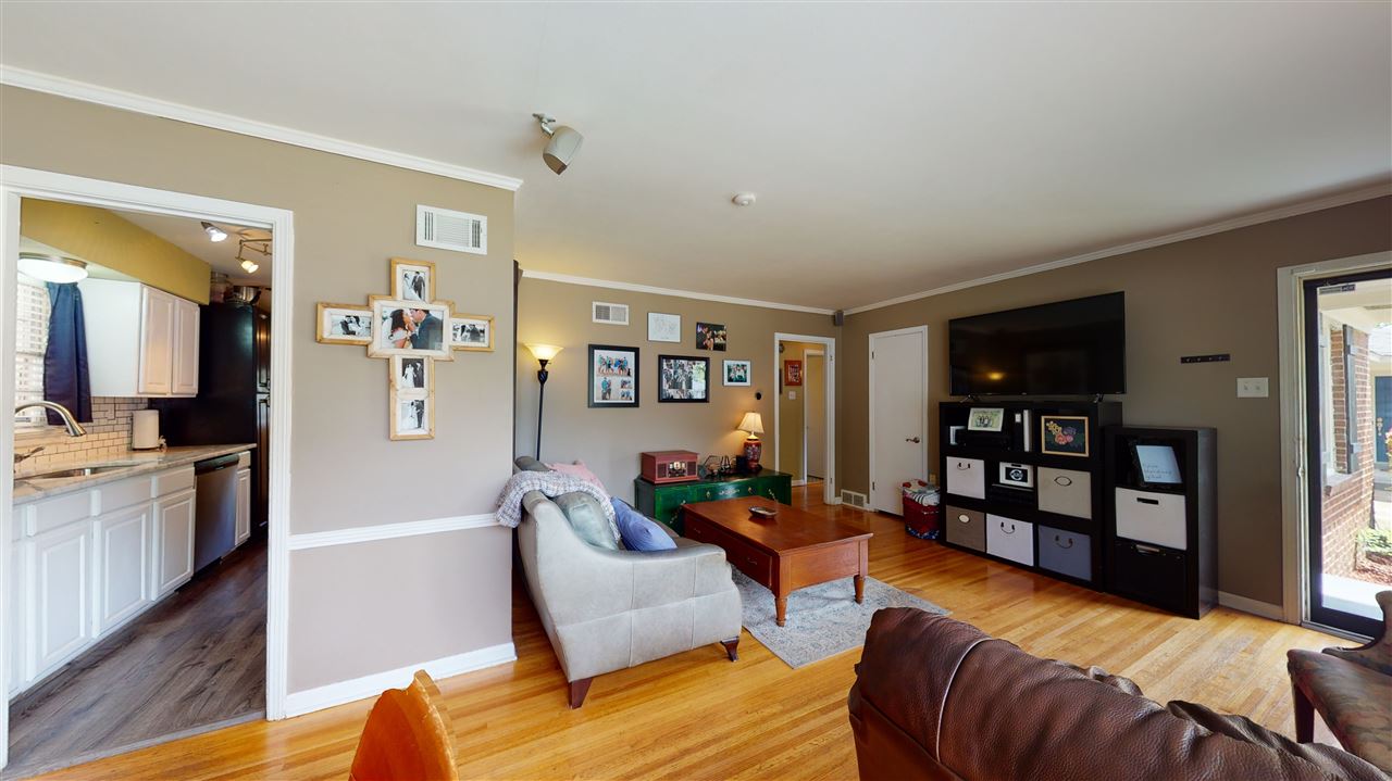 1624 Cranford Road Memphis, TN 38117 - Photo 4 of 25 Gallery Image 4