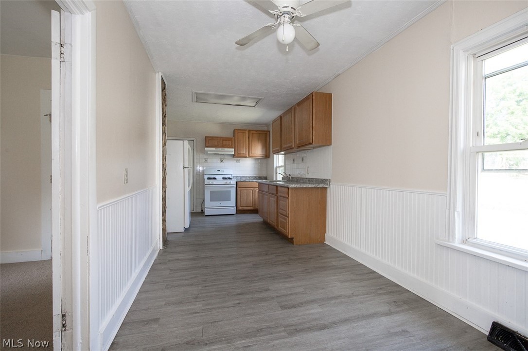 12827 Fruitside Road Garfield Heights, OH 44125 - Photo 2 of 29