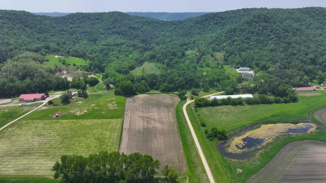 $750,000 | 13 Rd Houston Mn 55943 Road, Houston, MN 55943