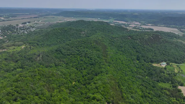 $750,000 | 13 Rd Houston Mn 55943 Road, Houston, MN 55943