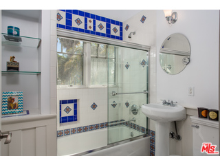 724 Palms Boulevard Venice, CA 90291 - Photo 16 of 20