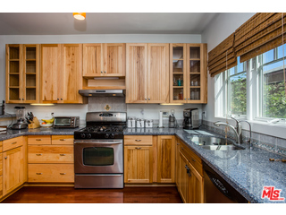 724 Palms Boulevard Venice, CA 90291 - Photo 10 of 20