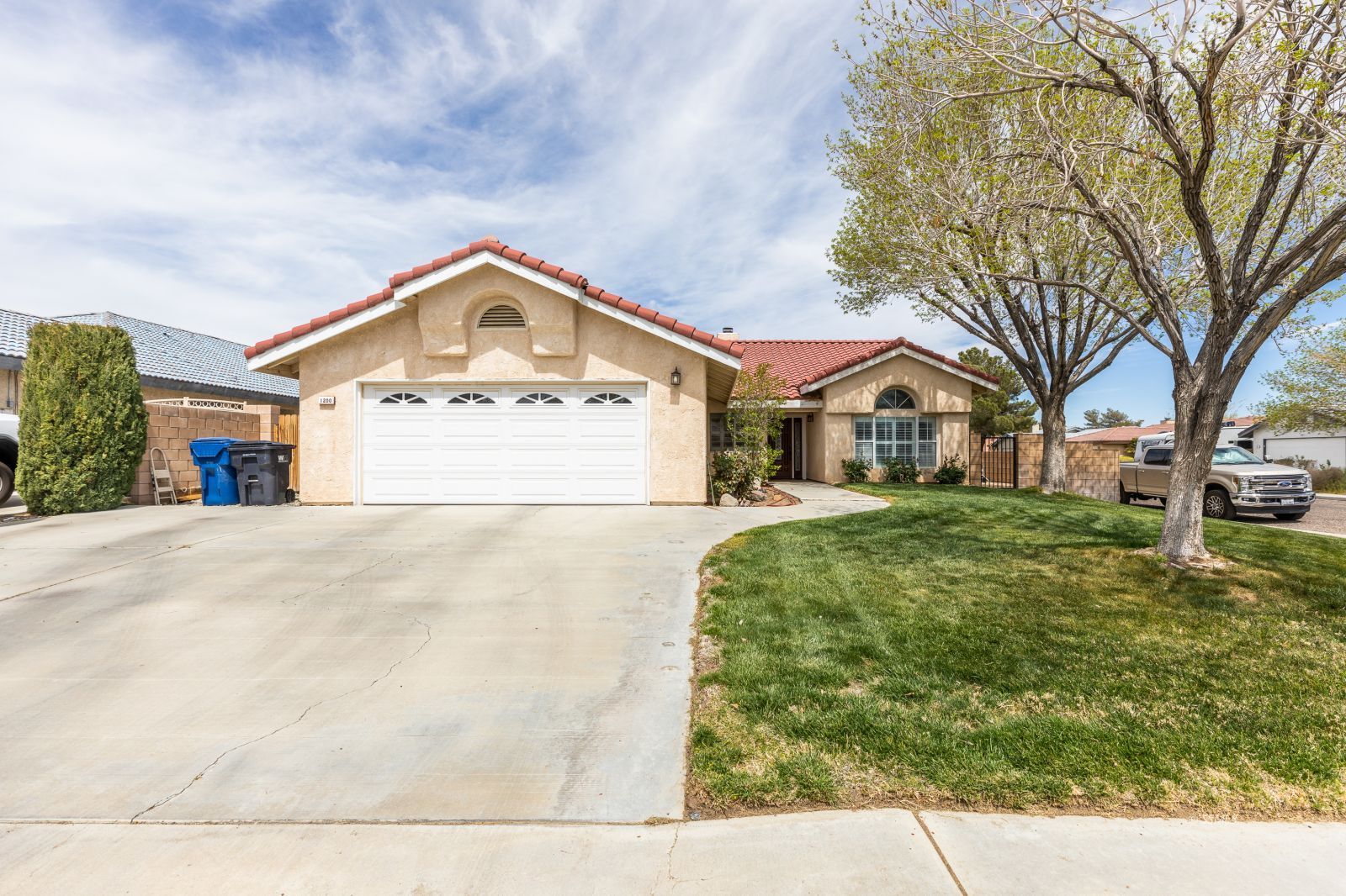 1200 Flora Way Ridgecrest, CA 93555 - Photo 1 of 38