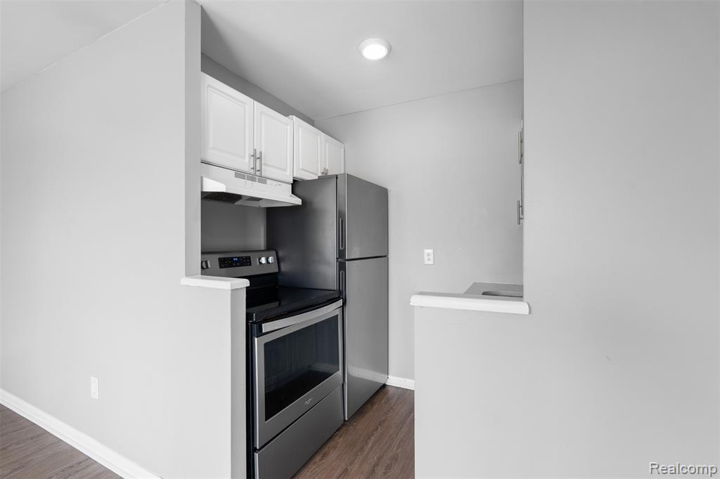3915-3 Devon Road, Unit 3 Royal Oak, MI 48073 - Photo 8 of 13