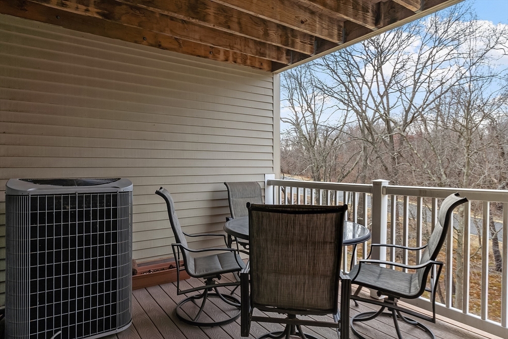 2 Duck Pond Road, Unit 124 Beverly, MA 01915 - Photo 14 of 31 Gallery Image 14