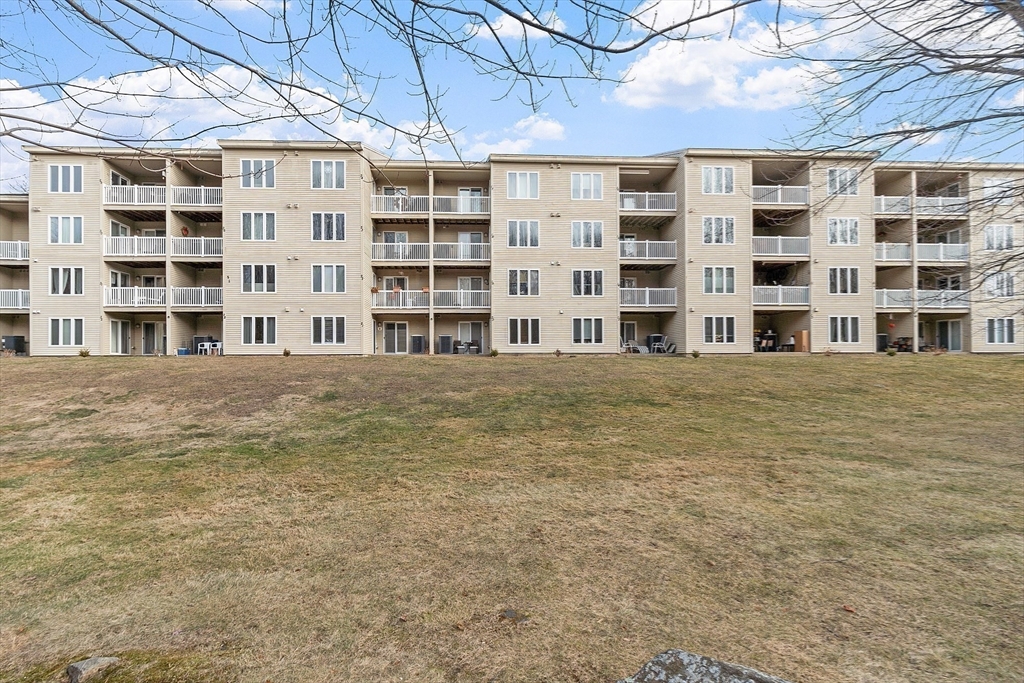 2 Duck Pond Road, Unit 124 Beverly, MA 01915 - Photo 27 of 31 Gallery Image 27