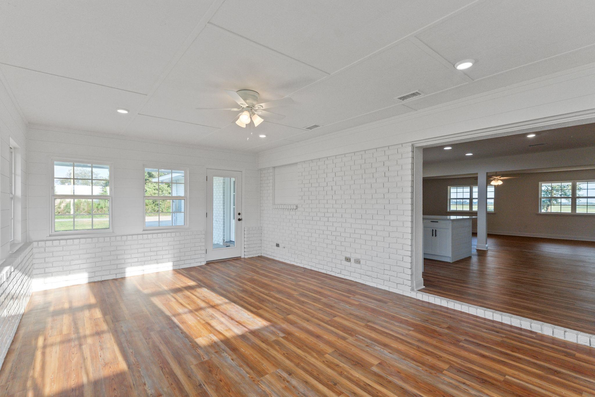 17761 County Road 28 Foley, AL 36535 - Photo 10 of 51 Living Room