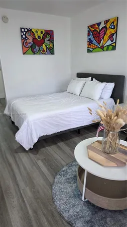 $1,900 | 761 Euclid Avenue, Unit 4, Miami Beach, FL 33139