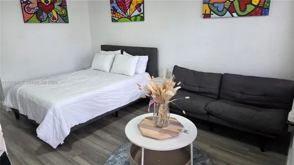 $1,900 | 761 Euclid Avenue, Unit 4, Miami Beach, FL 33139