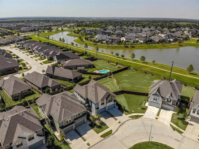 $2,400 | 4906 Carranza Court, Manvel, TX 77583