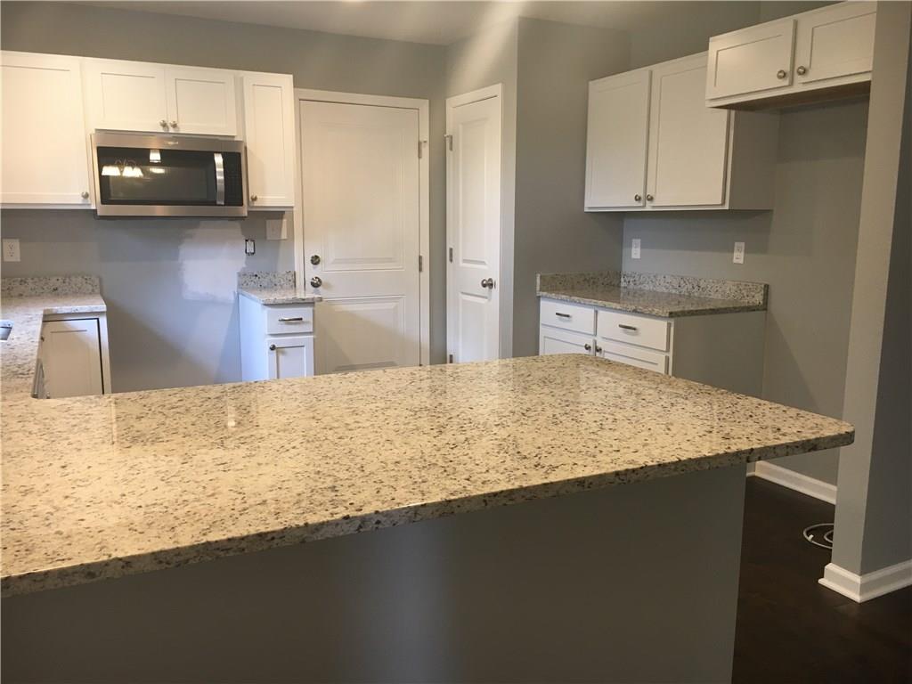 8317 Thompson Road Indianapolis, IN 46239 - Photo 9 of 24 Gallery Image 9