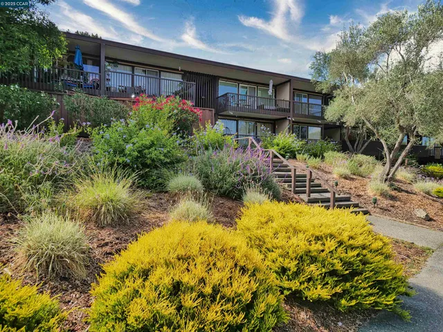 $399,999 | 938 Lea Drive, San Rafael, CA 94903