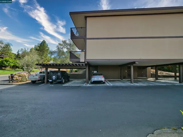 $399,999 | 938 Lea Drive, San Rafael, CA 94903