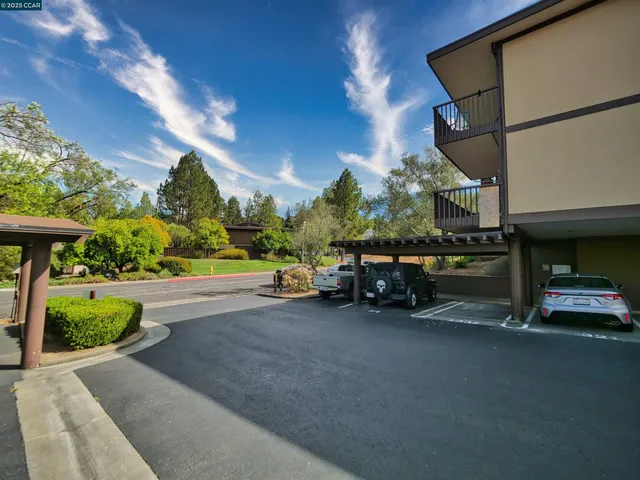 $399,999 | 938 Lea Drive, San Rafael, CA 94903