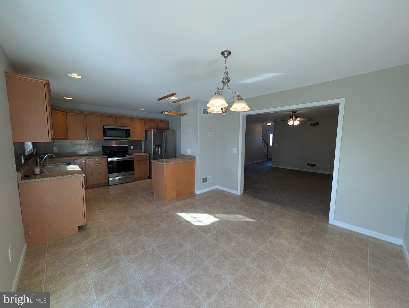 312 Briar Ridge Circle Enola, PA 17025 - Photo 6 of 35 Gallery Image 6
