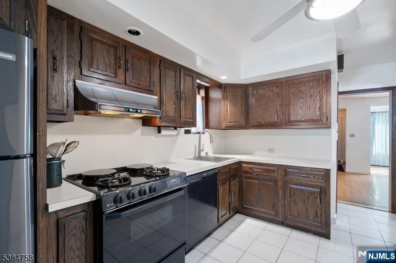 489 Maple Avenue Teaneck, NJ 07666 - Photo 12 of 14